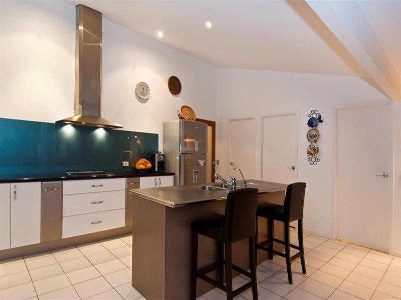 7 Earle Court, Tallai QLD 4213