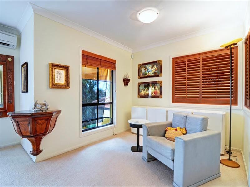 1609 Richmond Court, Hope Island QLD 4212