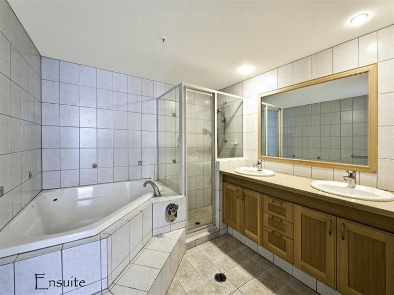 100 Old Burleigh Road – Oceana On Broadbeach, Broadbeach QLD 4218