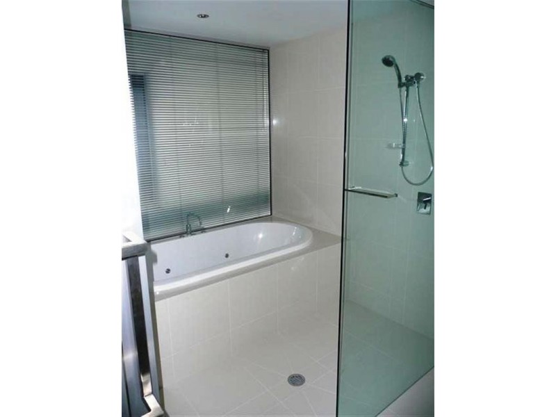 2406-9 Ferny Avenue, Surfers Paradise QLD 4217