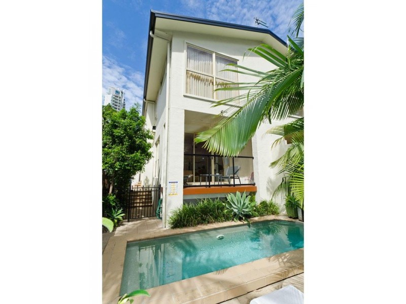 2/51 Palm Avenue, Surfers Paradise QLD 4217