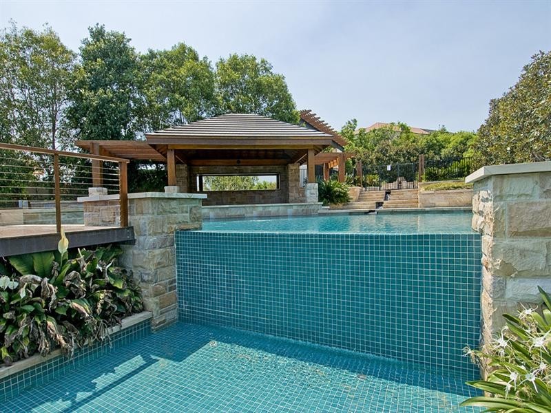 8/2 Ridgeline Way, Highland Park QLD 4211