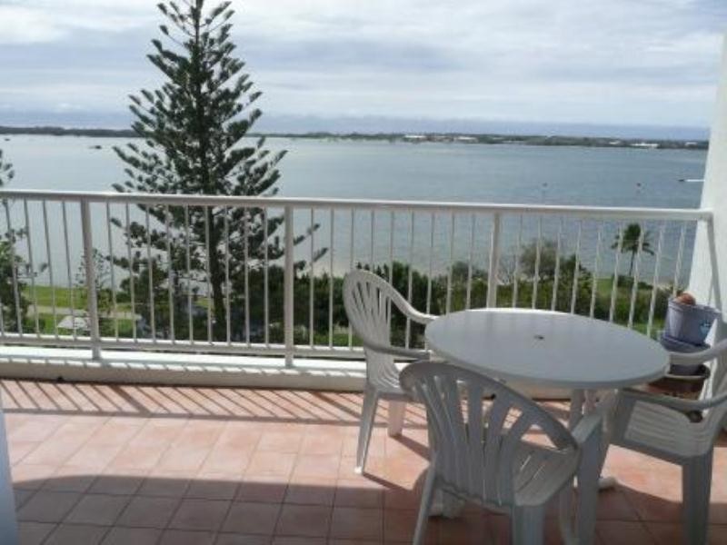 805-182 Marine Parade, Labrador QLD 4215