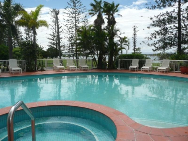 805-182 Marine Parade, Labrador QLD 4215