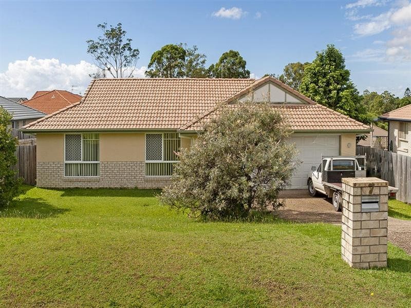 7 Dickinson Street, Upper Coomera QLD 4209
