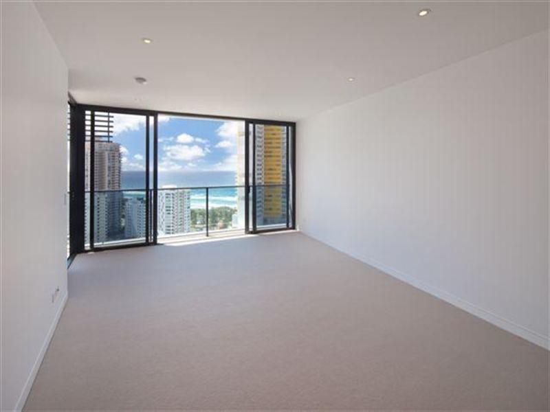 4 Charles Avenue, Broadbeach QLD 4218