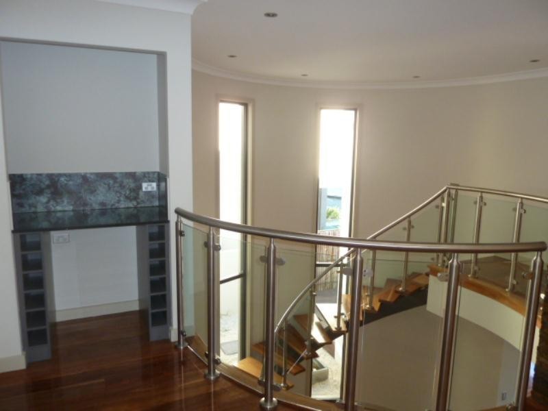 34 Knightsbridge Parade West, Sovereign Islands QLD 4216