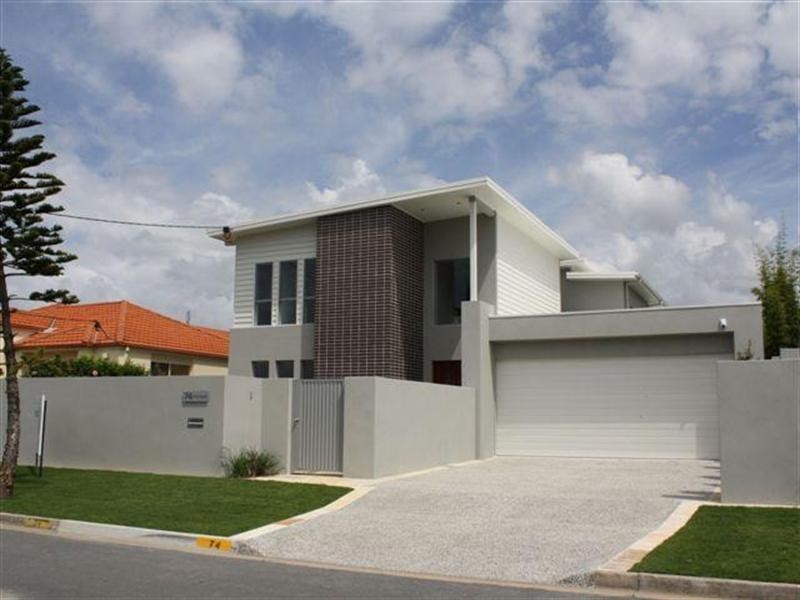 74 Gibraltar Drive, Isle Of Capri QLD 4217