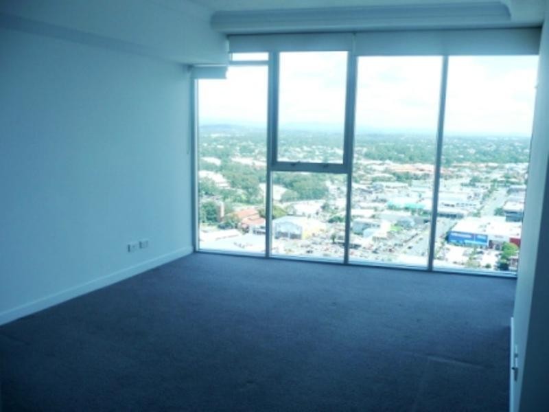 5 Lawson Street, Southport QLD 4215