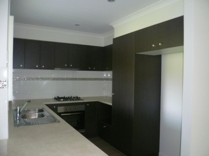 17 Grice Crescent, Ningi QLD 4511