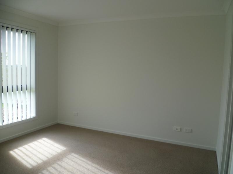 17 Grice Crescent, Ningi QLD 4511