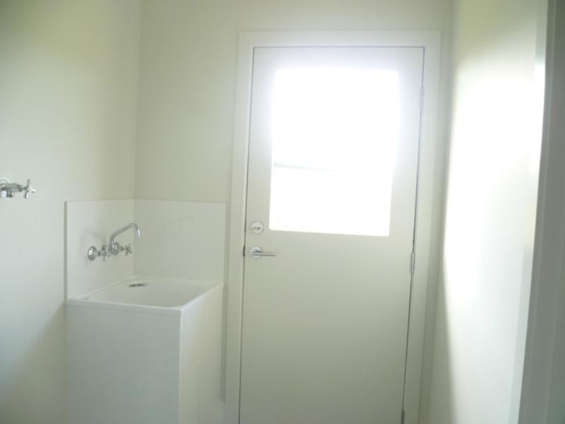 17 Grice Crescent, Ningi QLD 4511