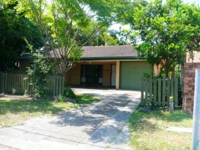 3 Mentone Avenue, Bundall QLD 4217