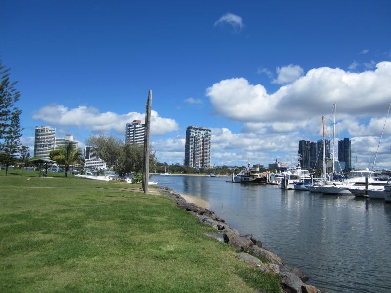 2/37 North Street, Southport QLD 4215