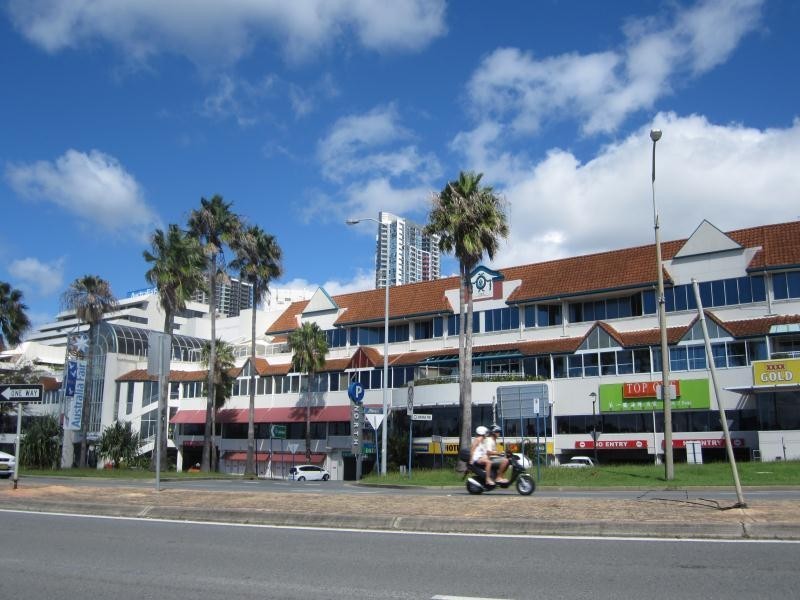 2/37 North Street, Southport QLD 4215