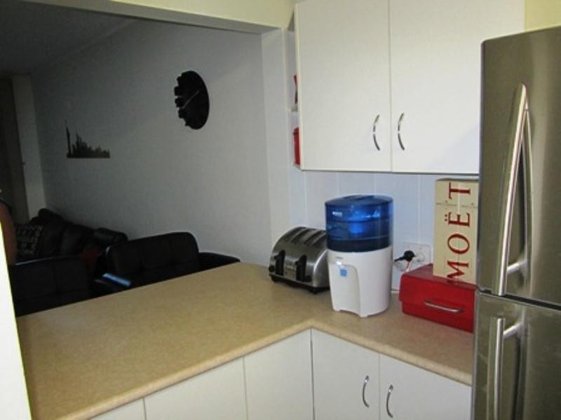 3-29 Oak Avenue, Surfers Paradise QLD 4217