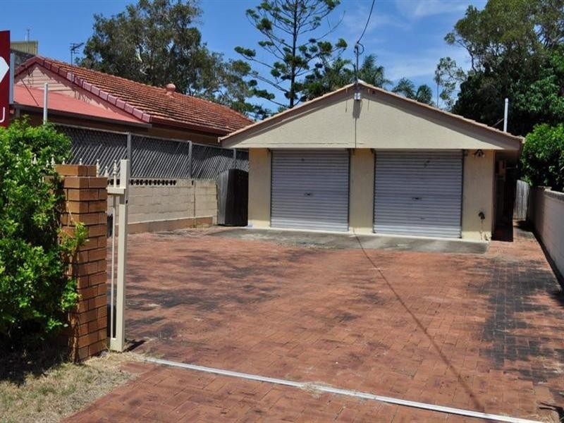 8 Glenelg Avenue, Mermaid Beach QLD 4218