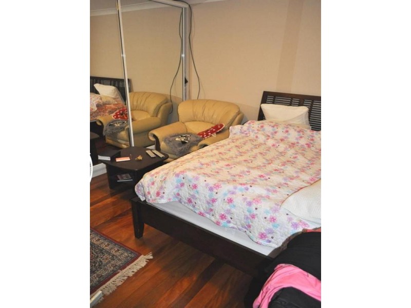 8 Glenelg Avenue, Mermaid Beach QLD 4218