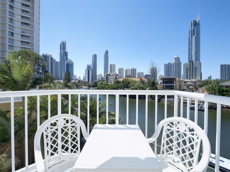 7 Mallana Street – The Emerald Surfers Paradise, Surfers Paradise QLD 4217