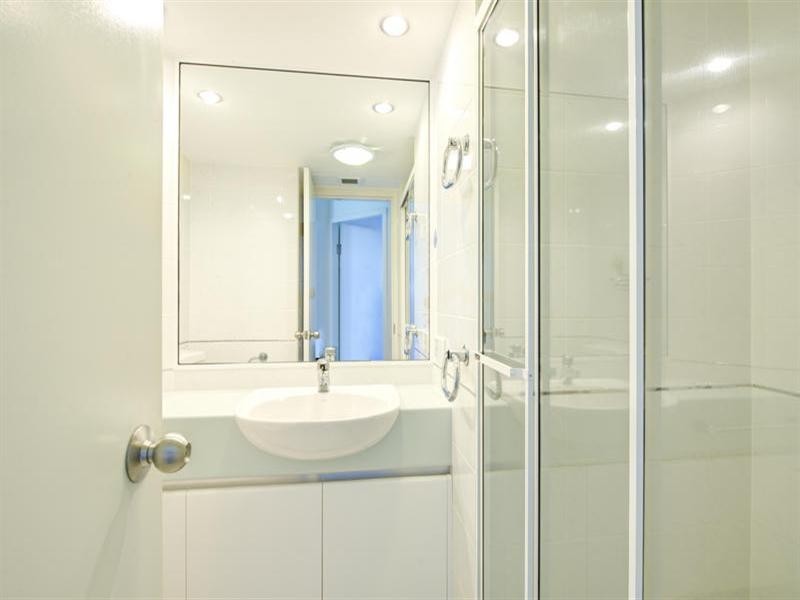 7 Mallana Street – The Emerald Surfers Paradise, Surfers Paradise QLD 4217