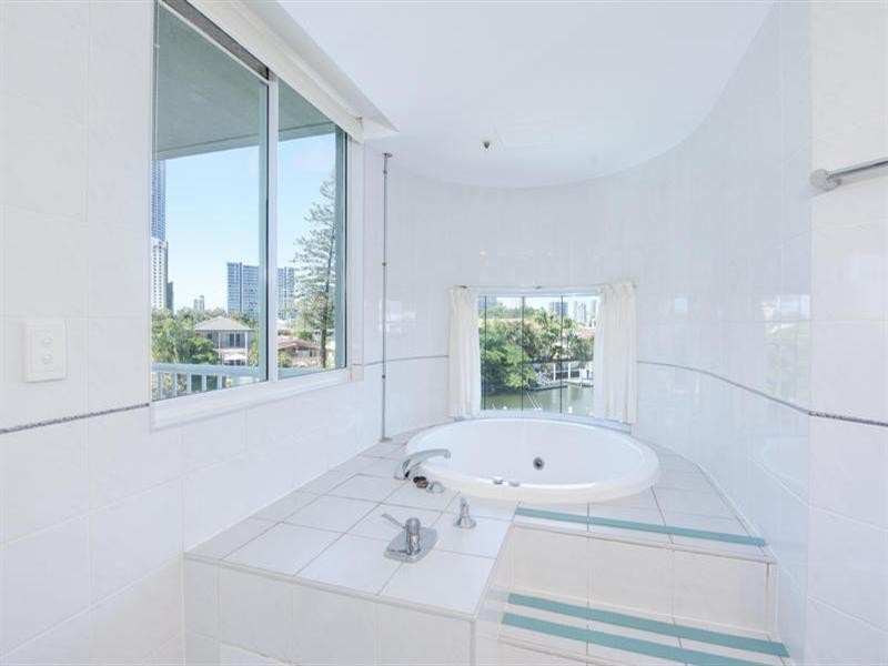 7 Mallana Street – The Emerald Surfers Paradise, Surfers Paradise QLD 4217