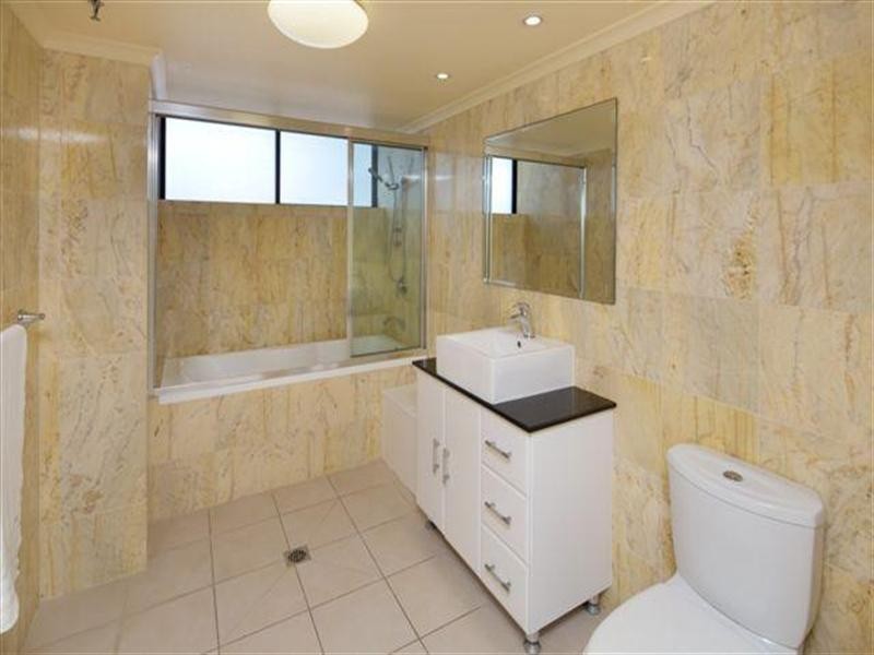 4A 5 Clifford Street, Surfers Paradise QLD 4217