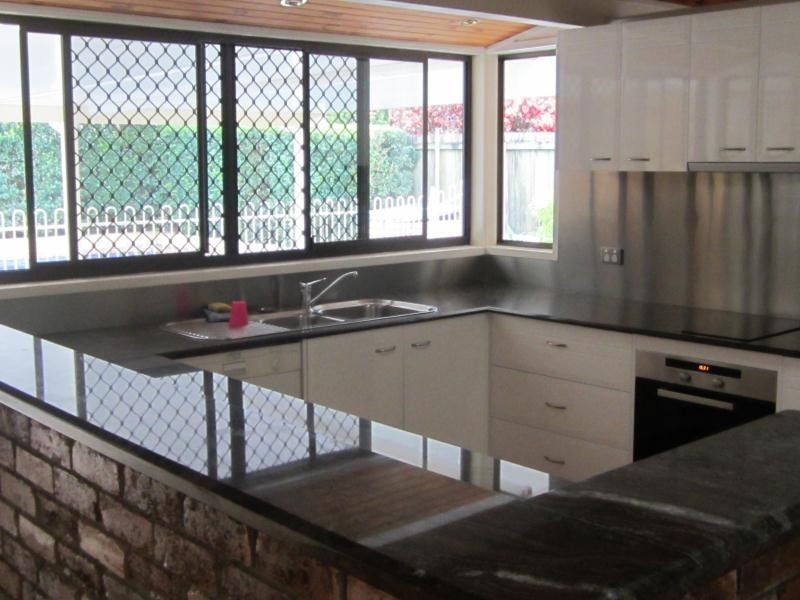 62 Kallaroo Crescent, Ashmore QLD 4214