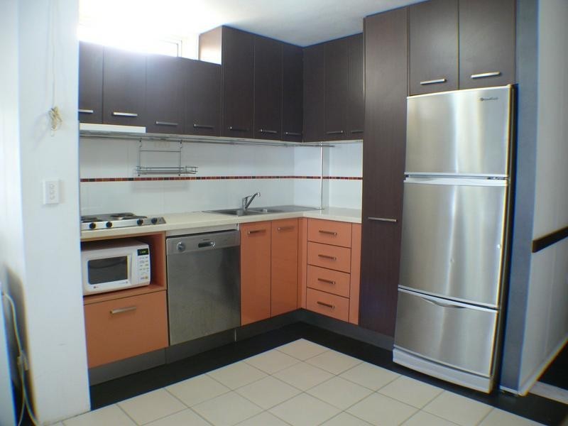 7 View Avenue, Surfers Paradise QLD 4217