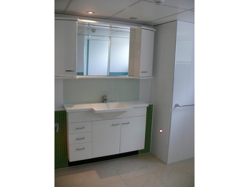 7 View Avenue, Surfers Paradise QLD 4217