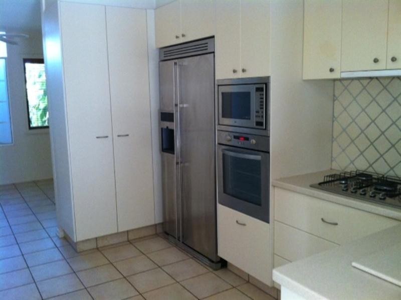 29 Ballybunion Crescent, Hope Island QLD 4212