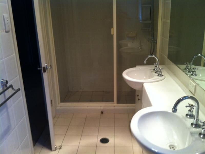 29 Ballybunion Crescent, Hope Island QLD 4212