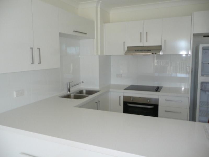 203-3575 Main Beach Parade, Main Beach QLD 4217