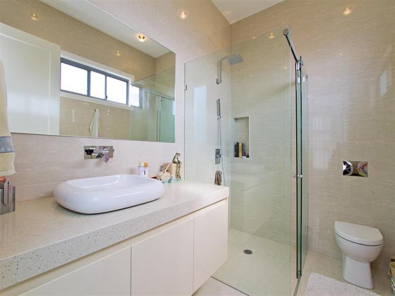 4004 The Boulevard, Benowa QLD 4217