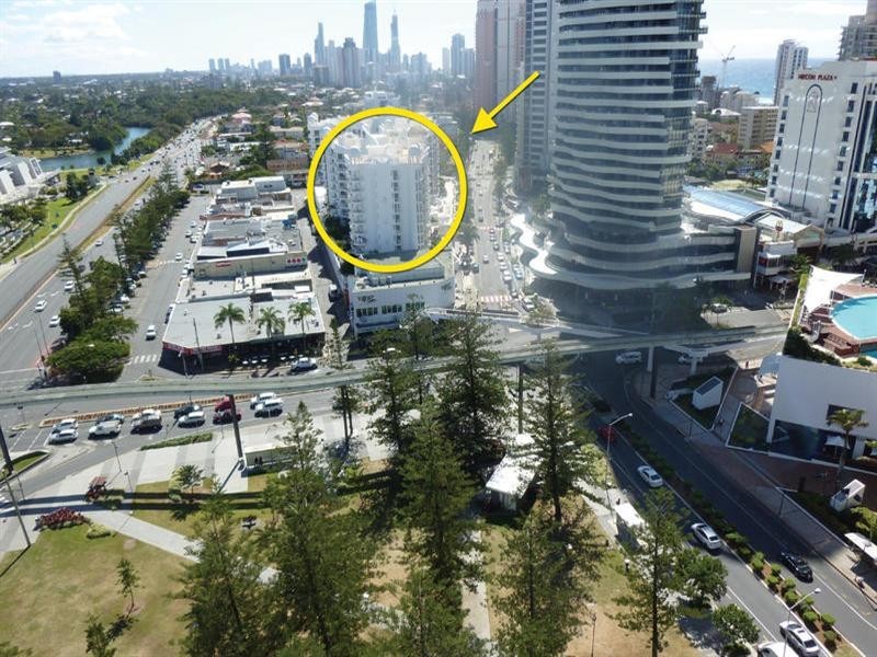24 Queensland Avenue, Broadbeach QLD 4218