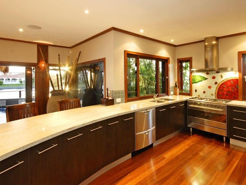 83 Allambi Avenue, Broadbeach Waters QLD 4218