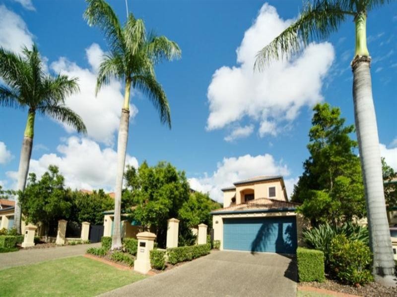 3234 Palladian Drive, Hope Island QLD 4212
