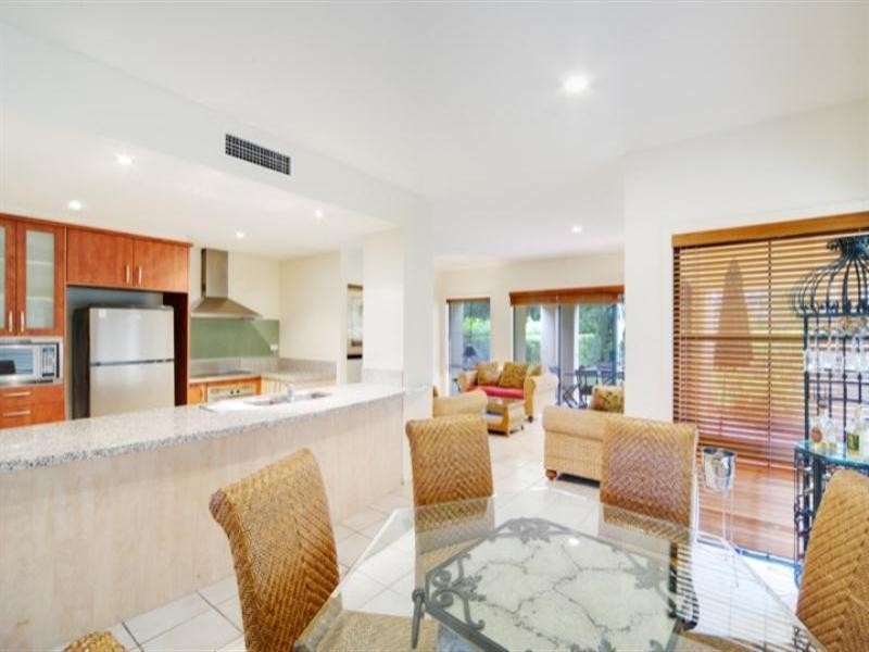 3234 Palladian Drive, Hope Island QLD 4212