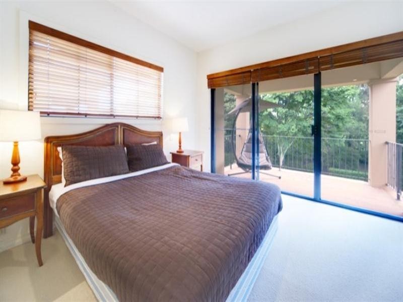 3234 Palladian Drive, Hope Island QLD 4212