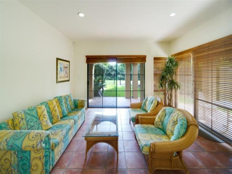3220 Palladian Drive, Hope Island QLD 4212