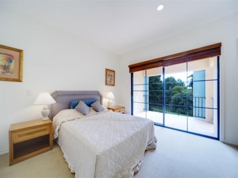 3220 Palladian Drive, Hope Island QLD 4212