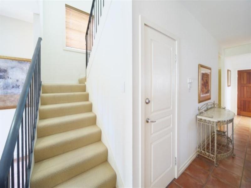 3220 Palladian Drive, Hope Island QLD 4212