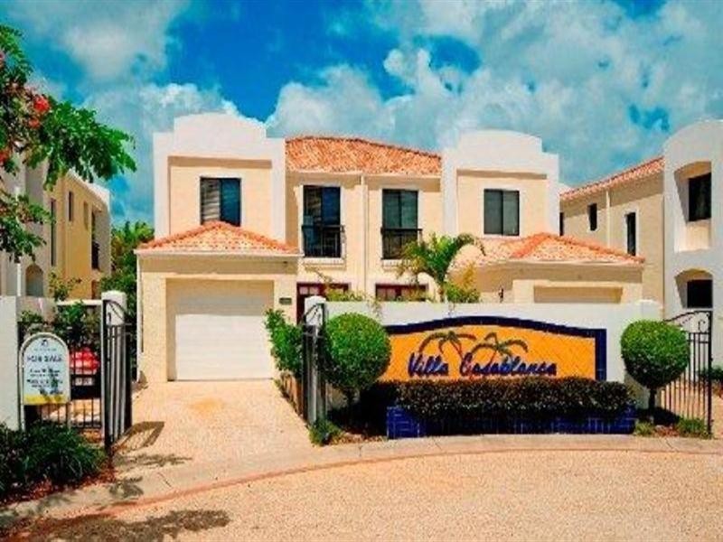 8891 Magnolia Drive East, Hope Island QLD 4212