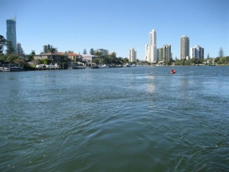 87-89 Monaco Street, Broadbeach Waters QLD 4218