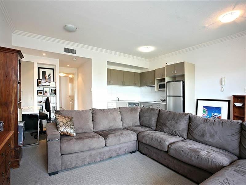 9-18 Rose Street, Southport QLD 4215