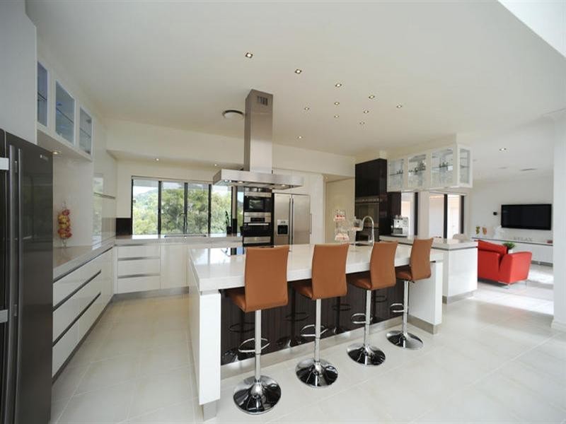 28 Earle Court, Tallai QLD 4213