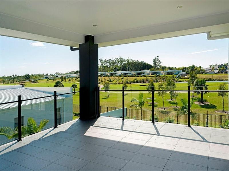 2273 Banksia Lakes Drive, Sanctuary Cove QLD 4212