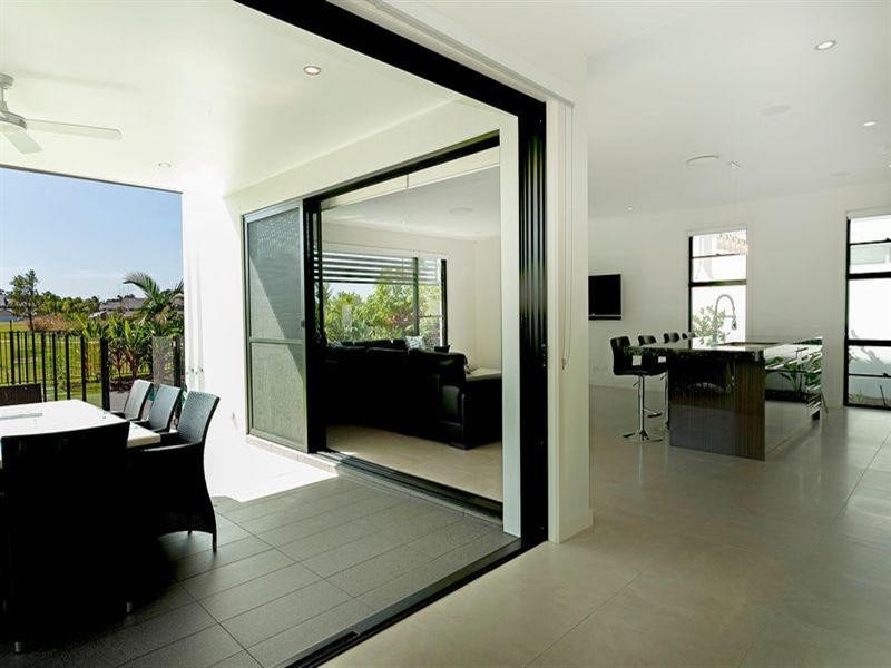 2273 Banksia Lakes Drive, Sanctuary Cove QLD 4212