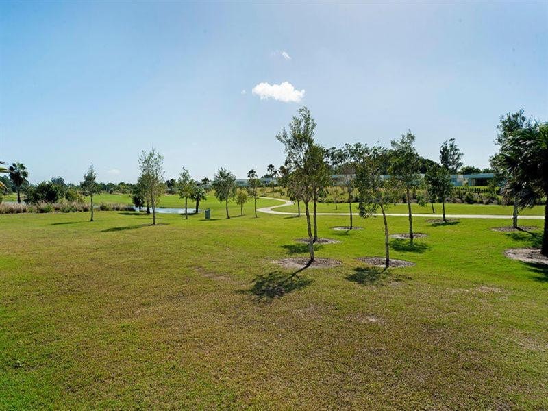 2273 Banksia Lakes Drive, Sanctuary Cove QLD 4212