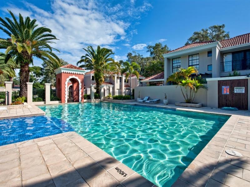 7 Elliott Street, Surfers Paradise QLD 4217