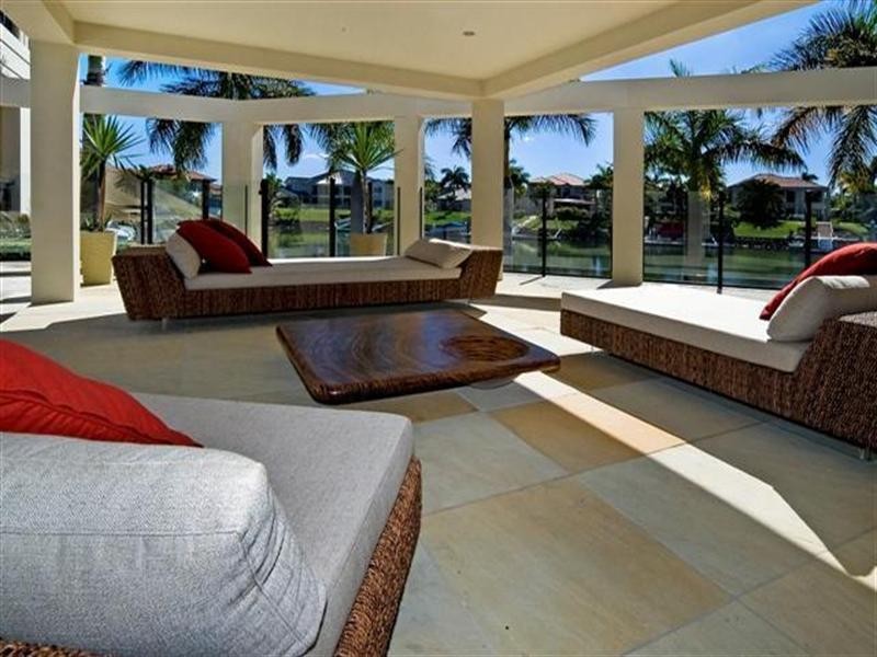 1133 Beechwood Drive, Hope Island QLD 4212